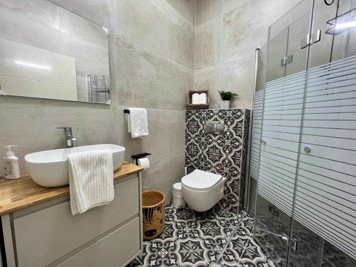 Appartement הפינה של טלי בנהריה - אירוח וספא בריאות מחומם Extérieur photo